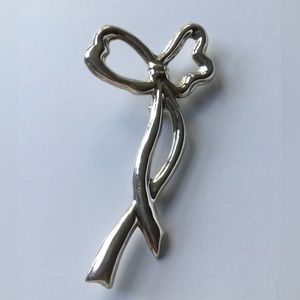 Estate Vintage Sterling Silver Large Bow Tie Pendant/Brooch.